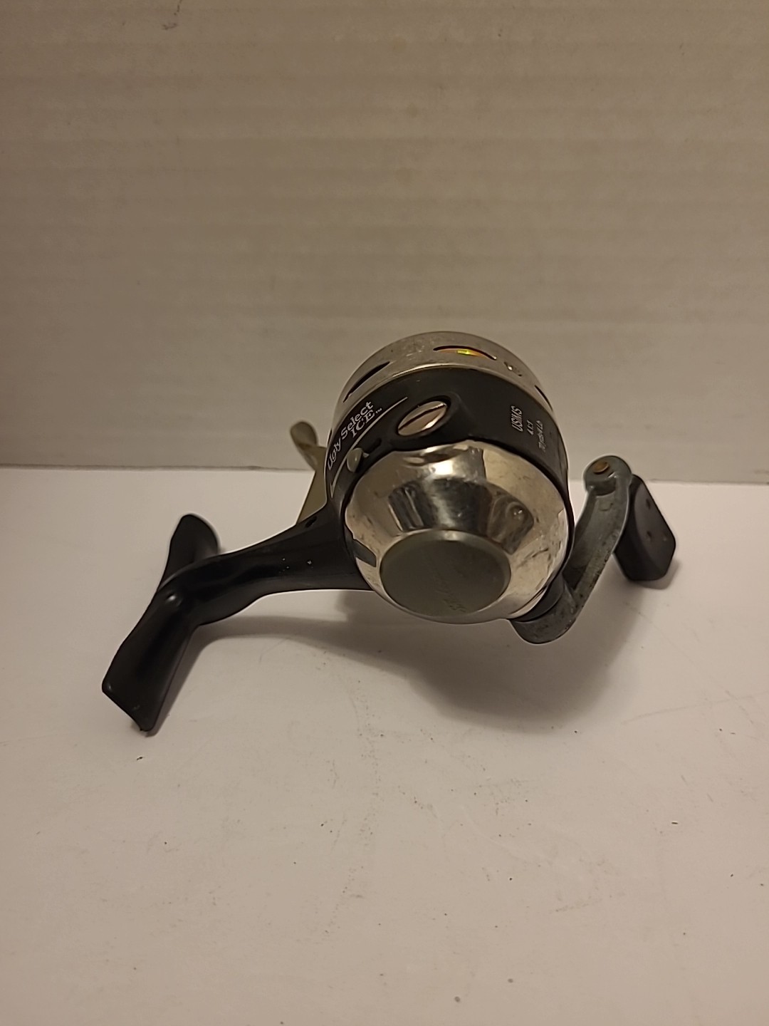 Shakespeare Ice Fishing Reel UGLY SELECT ICE USIMS 4.1:1 – 70 Yds/4lb