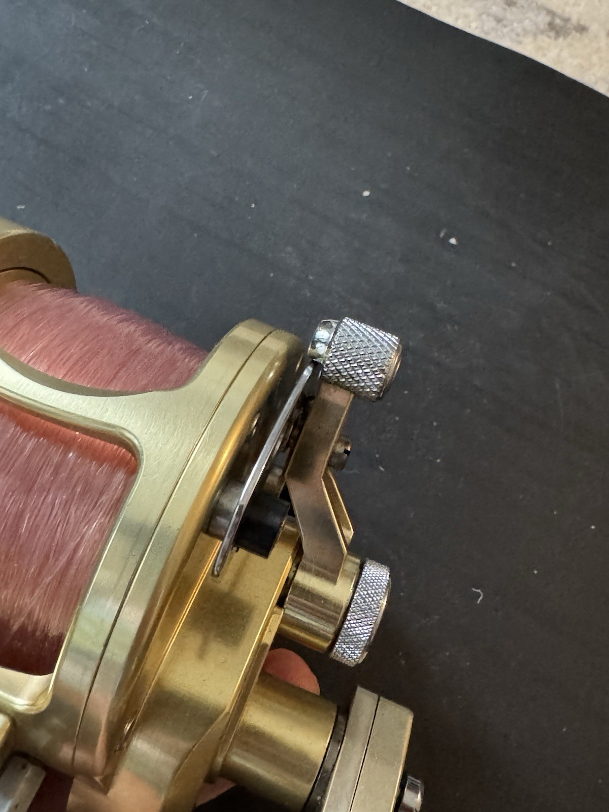 Avet HX 5/2 Two-Speed Lever Drag Trolling Reel Right-Hand Retrieve Gold