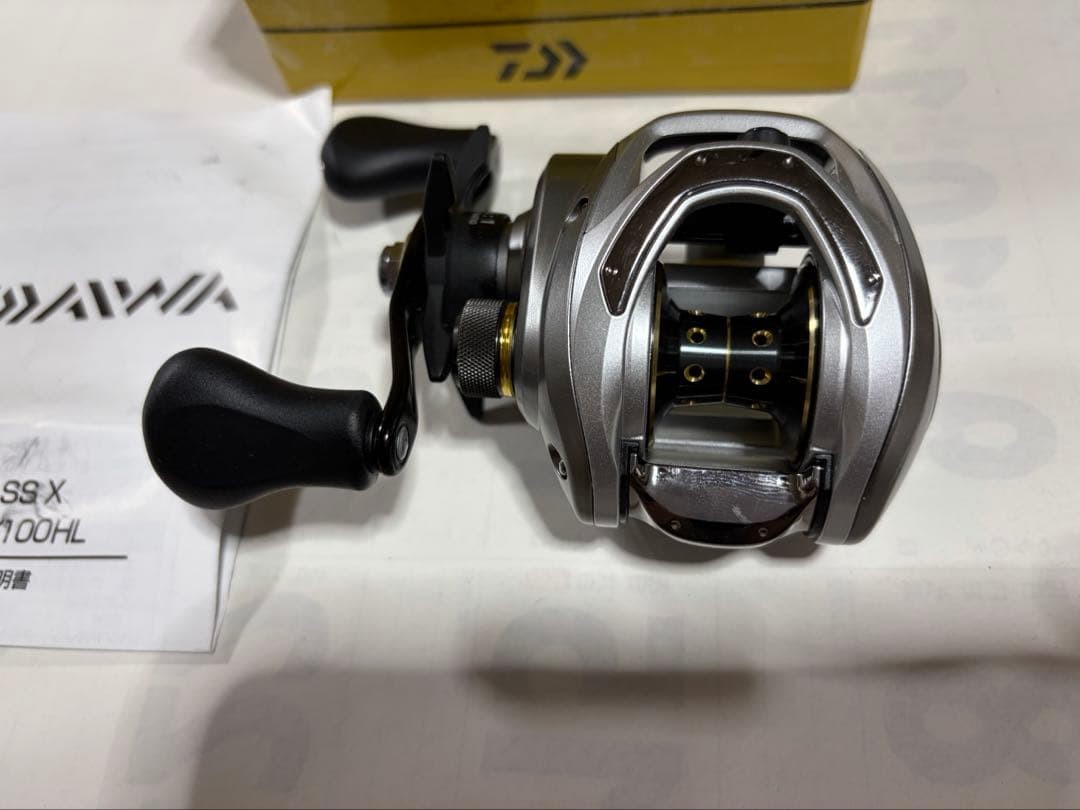 Daiwa BASS X100HL