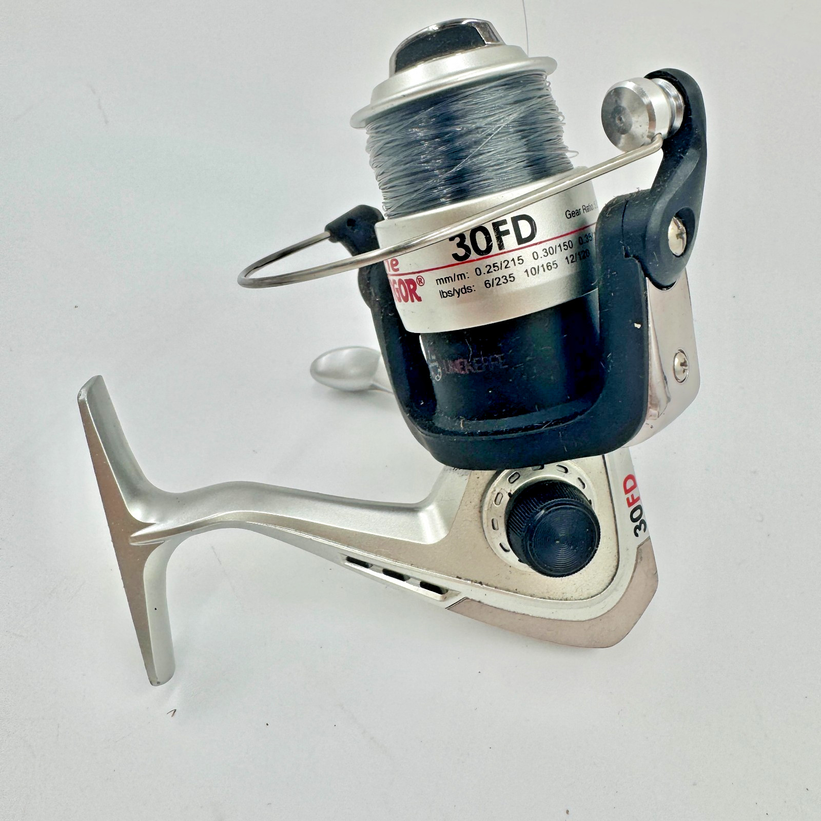 Lineaeffe Vigor Silk Line 30 FD Spinning Fishing Reel Used Pre-loaded with line