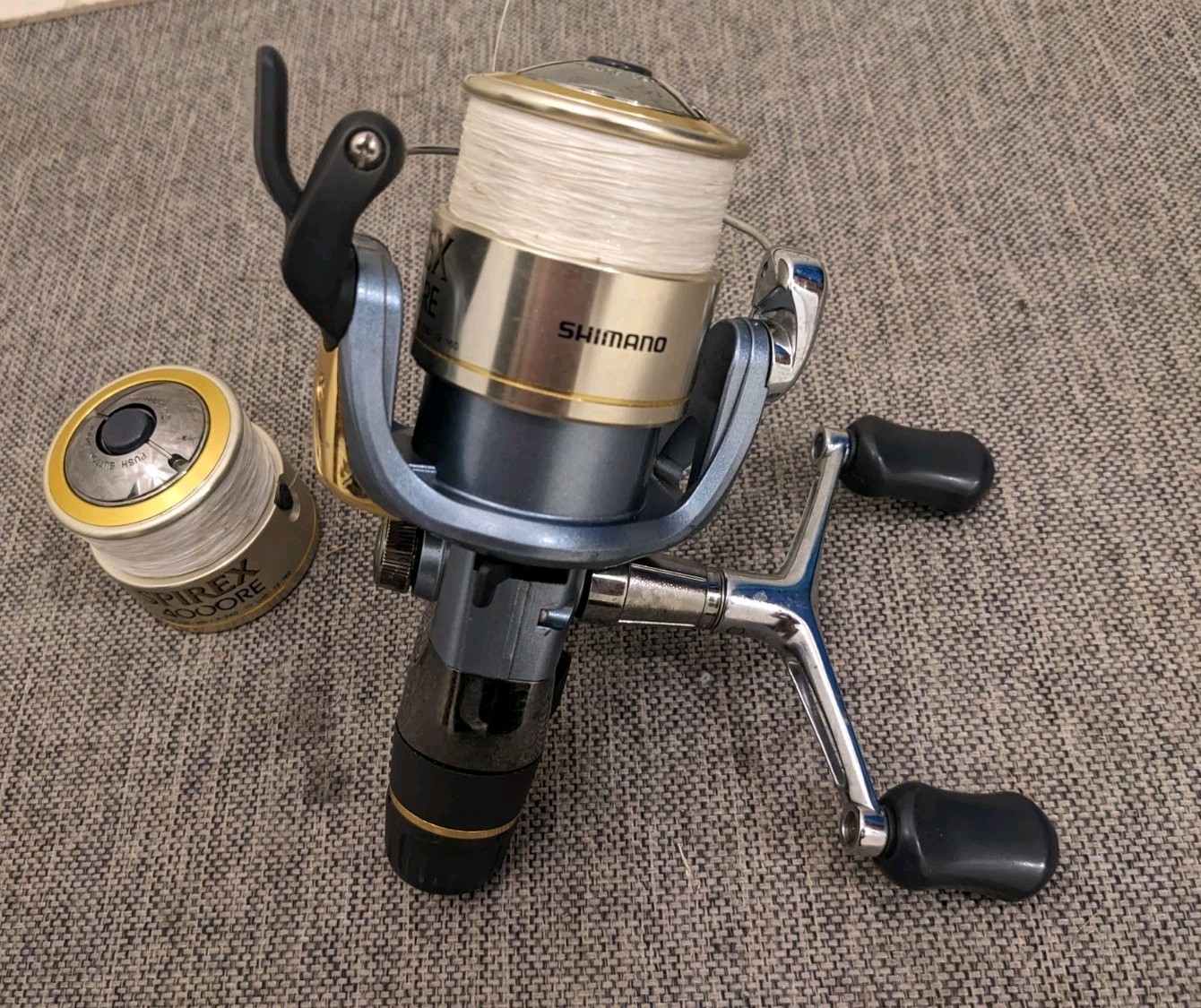 Shimano Spirex 4000 RE – Rear Drag Spinning Reel, QuickFire+ Spare Spool Nice