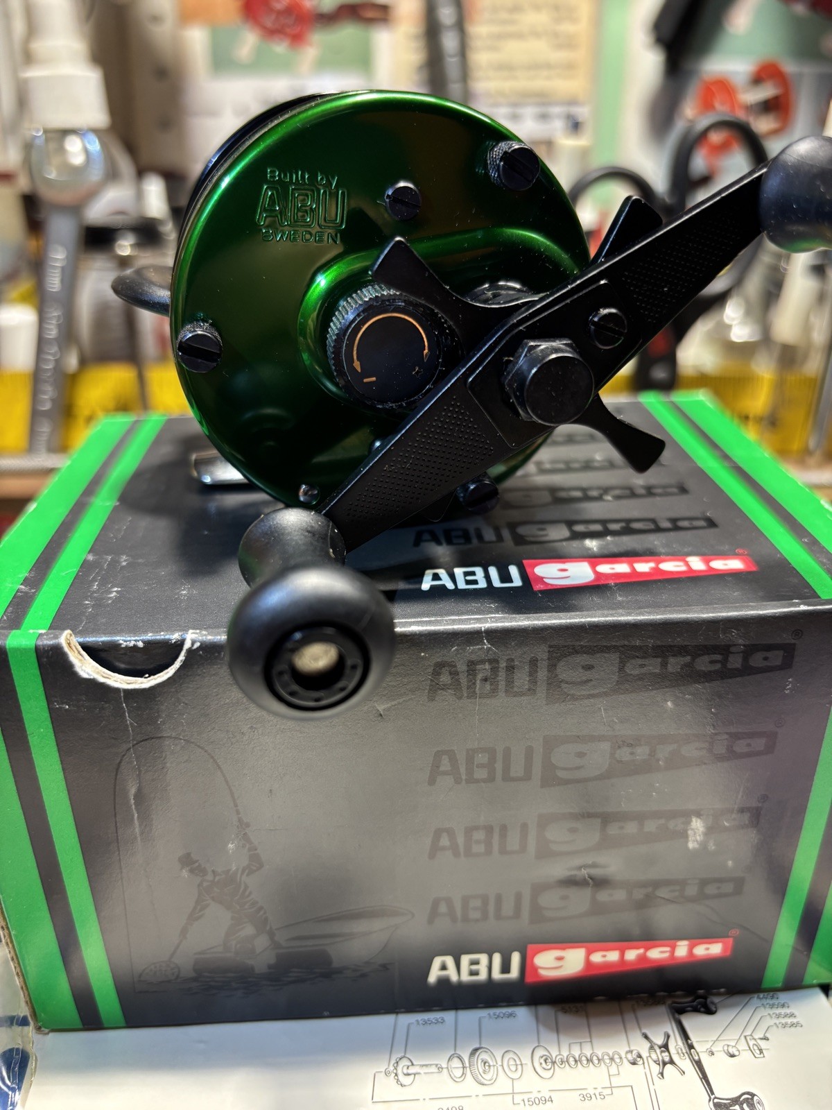 RARE GREEN, VINTAGE NEW IN BOX, OLD STOCK AMBASSADEUR 4600CB FISHING REEL LOT #3