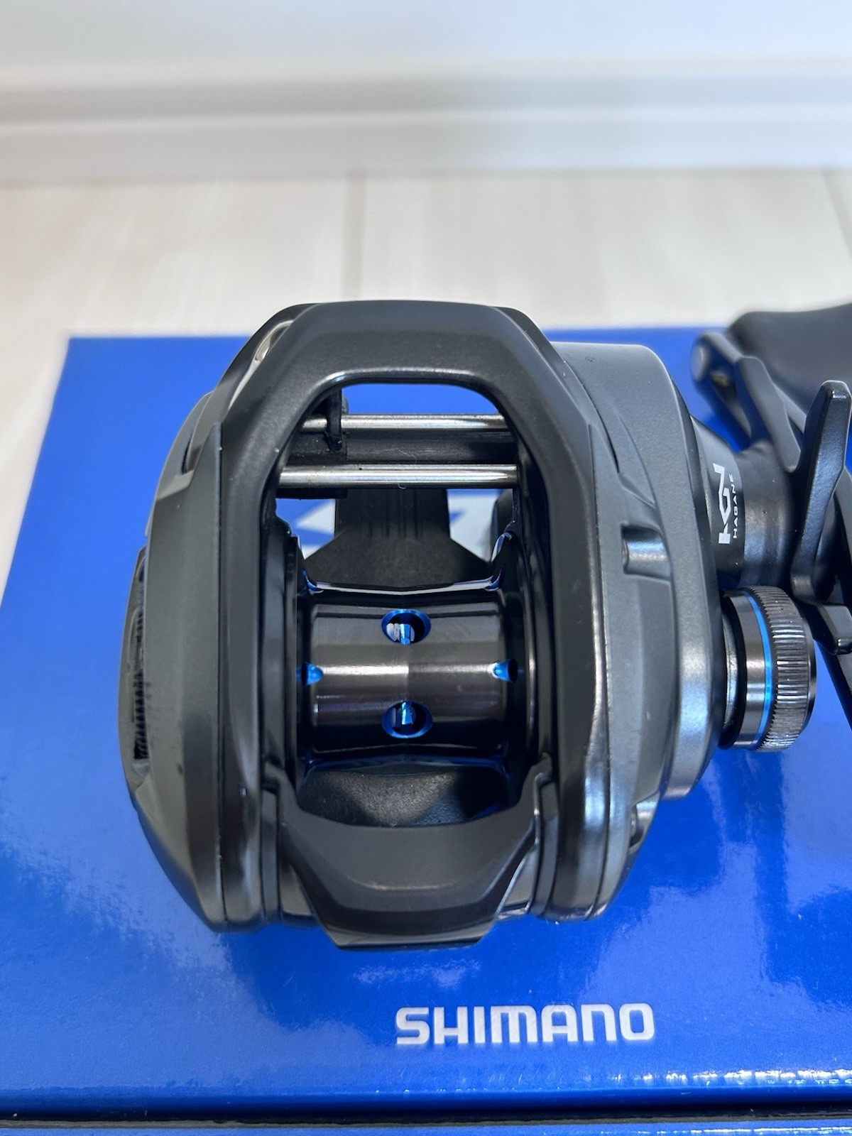 Shimano SLX MGL 70HG Right Hand Reels From Japan
