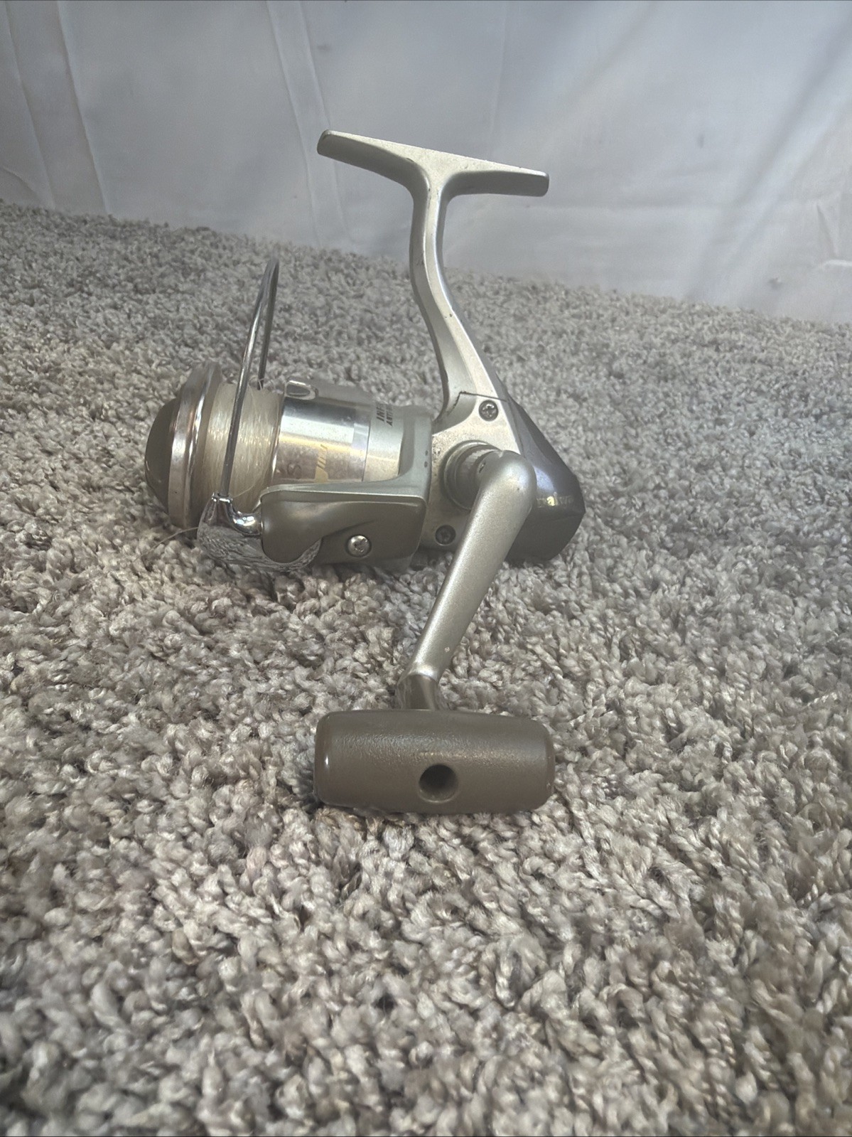 DAIWA REGAL-S 2500c SPINNING REEL W/LONG CAST SPOOL