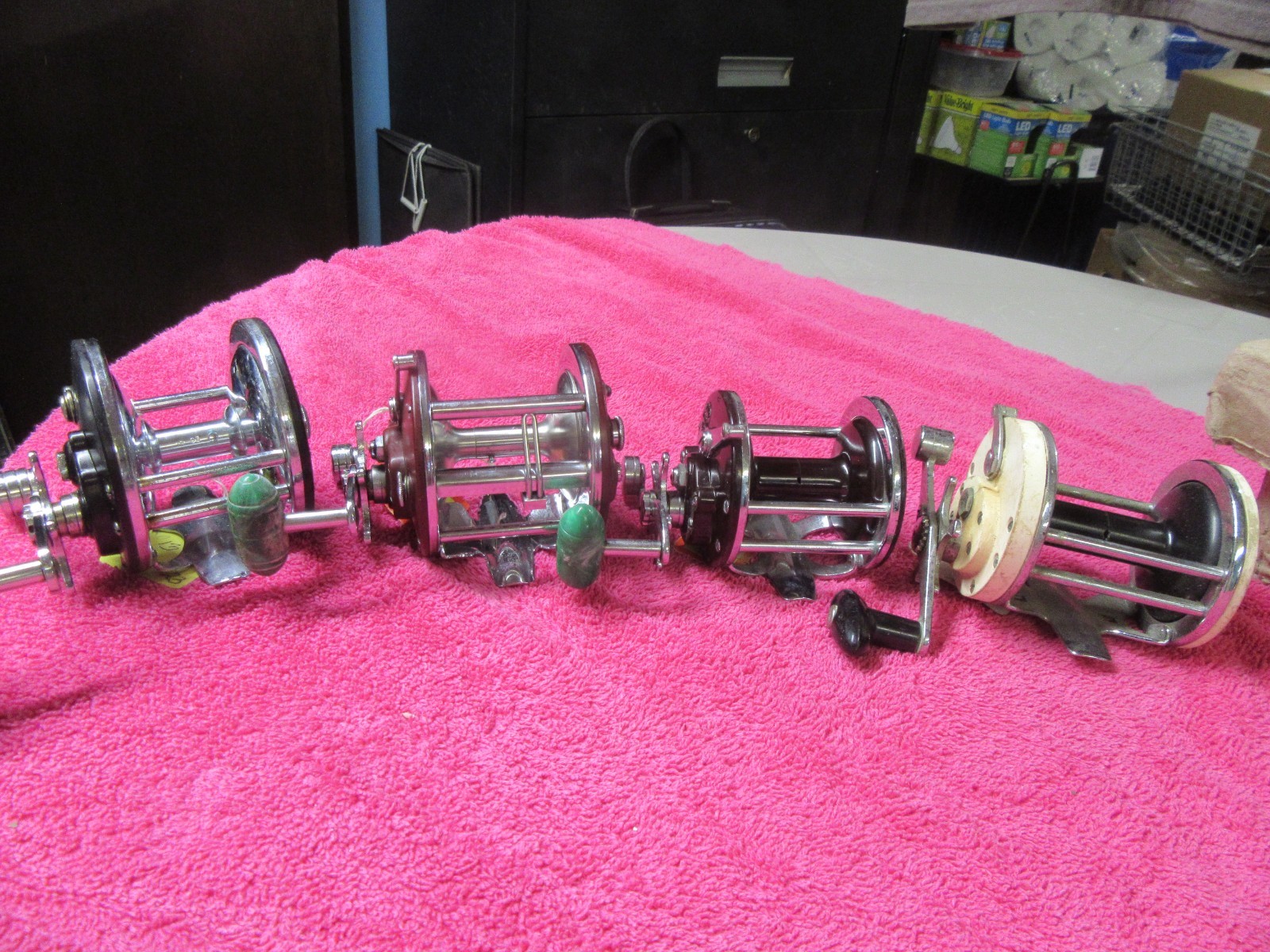 6294 (4) Reel Package of Penn 60, 209 L/W, 26, & Garcia Mitchell 600