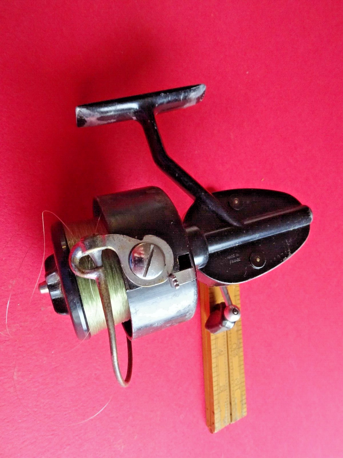 VINTAGE RIGHT HAND WIND 4TH MODEL MITCHELL (300SIZE) WORKING WITH FAULT SOLD A/F