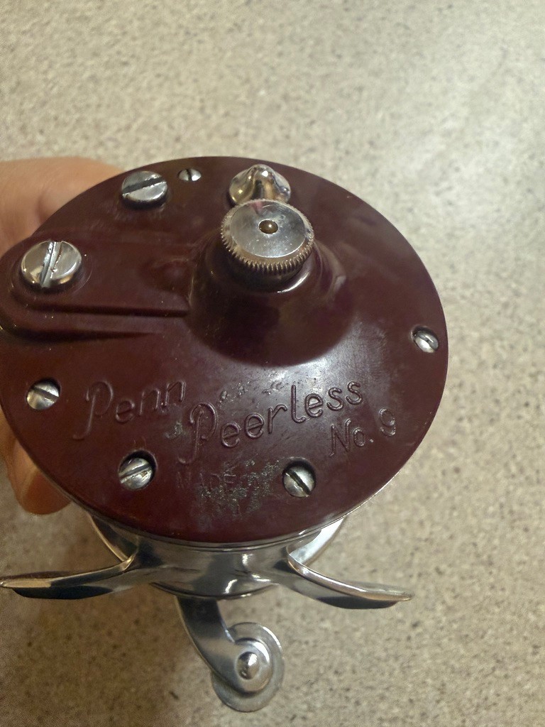 PENN Peerless No. 9 Fishing Reel – Used, Great for Anglers With Zipper Case.