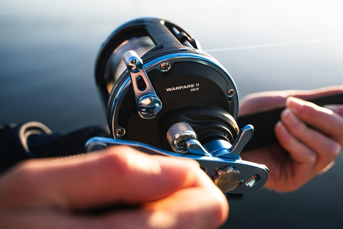 Penn Warfare II Level Wind Conventional Fishing Reel