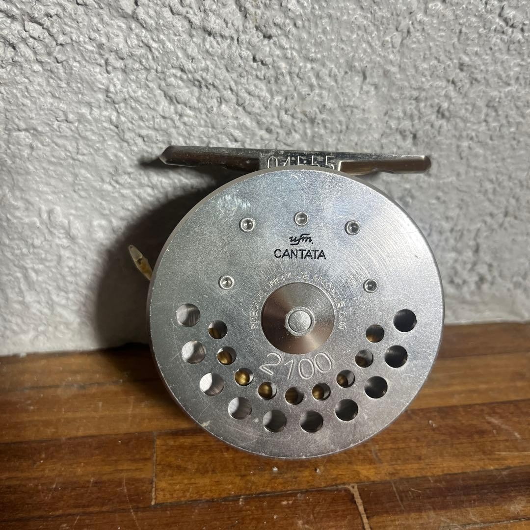 ufm UEDA CANTATA 2100 Fly Fishing Reel Aluminum Machined Wood Knob Left Hand