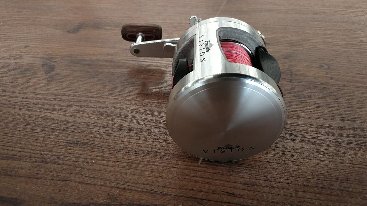 PINNACLE VISION VS 20 Baitcasting Reel