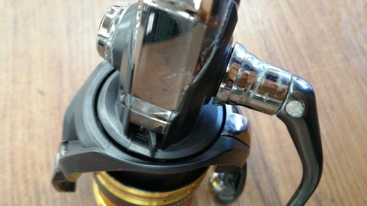 Spinning reel SHIMANO model number: 22 SAHARA C3000