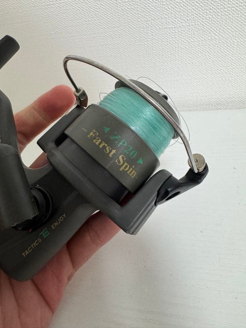 Used Tactics E Farst Spin ZP20 Fishing Reel Line Included for Beginners