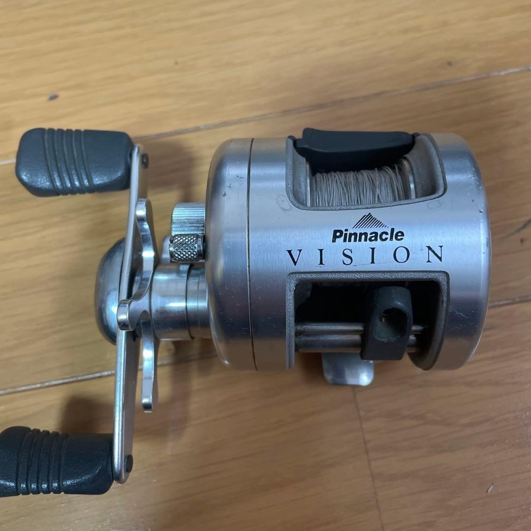 Pinnacle VISION Bait Reel　VS10 ②