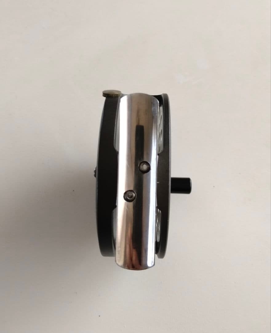 Hardy Lightweight Featherweight Fly Fishing Reel with Case England Excellent