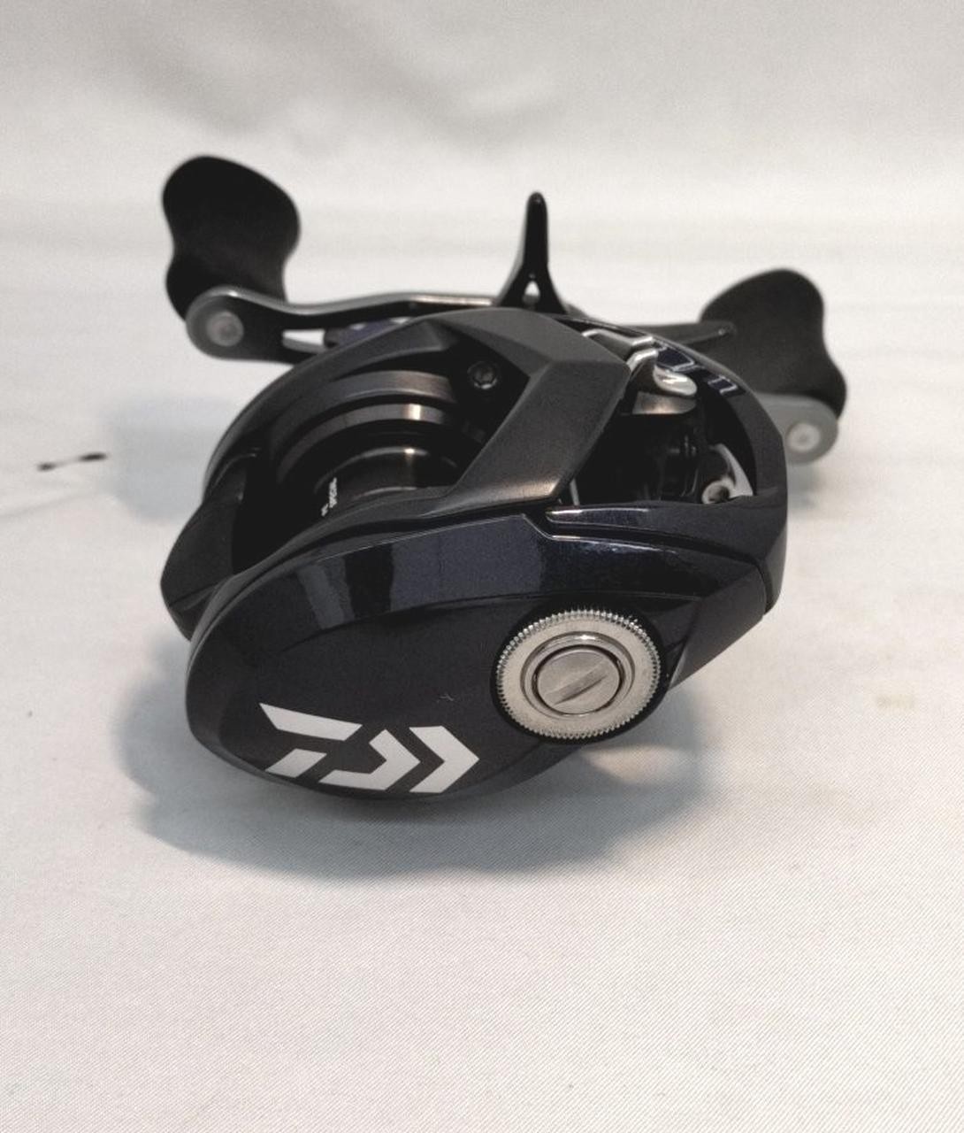 DAIWA SALTIST SV TW80XHL PE SPECIAL Baitcasting Reel 579926