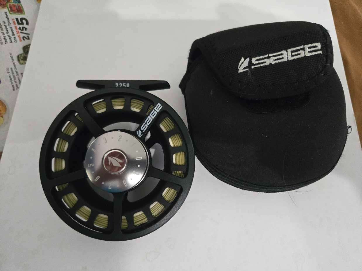 Sage 2250 Fly Fishing Reel 5/6 WT Includes Case And Fly line