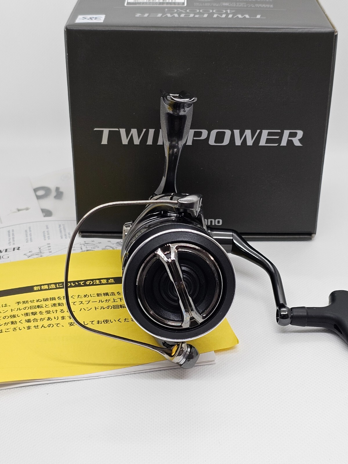 Shimano 24 TWIN POWER 4000XG Spinning Reel