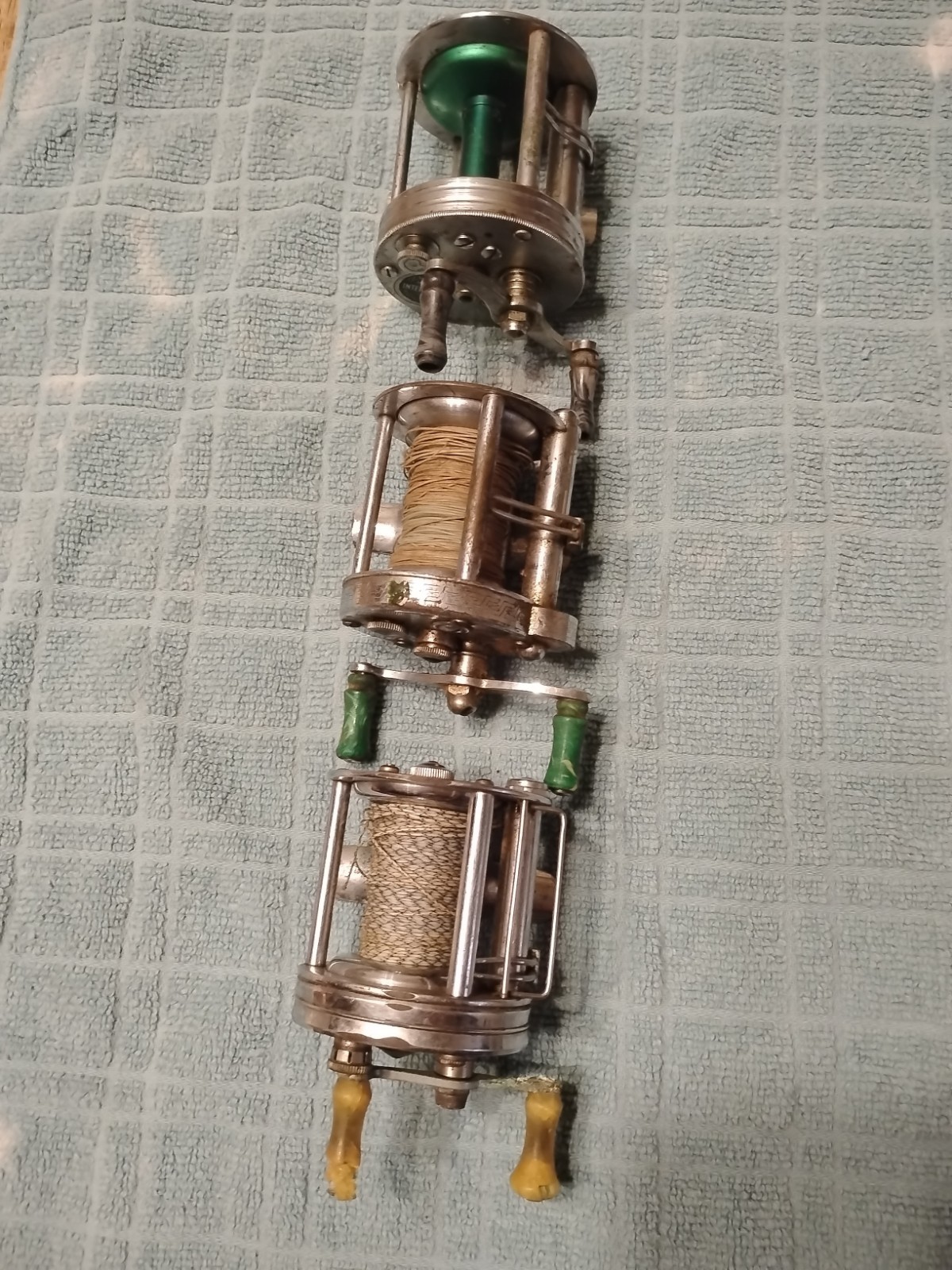 Vintage Fishing Reels Lot Of 3 Ocean City Pfluger South Bend