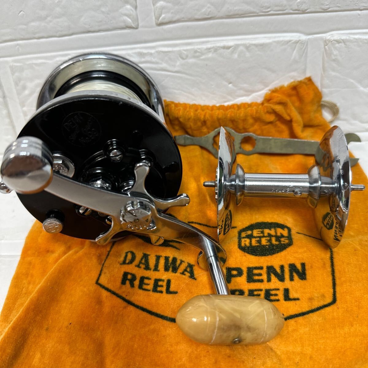 PENN SILVER BEACH NO.99 DOUBLE AXIS REEL WITH SPARE METAL SPOOL MADE IN USA