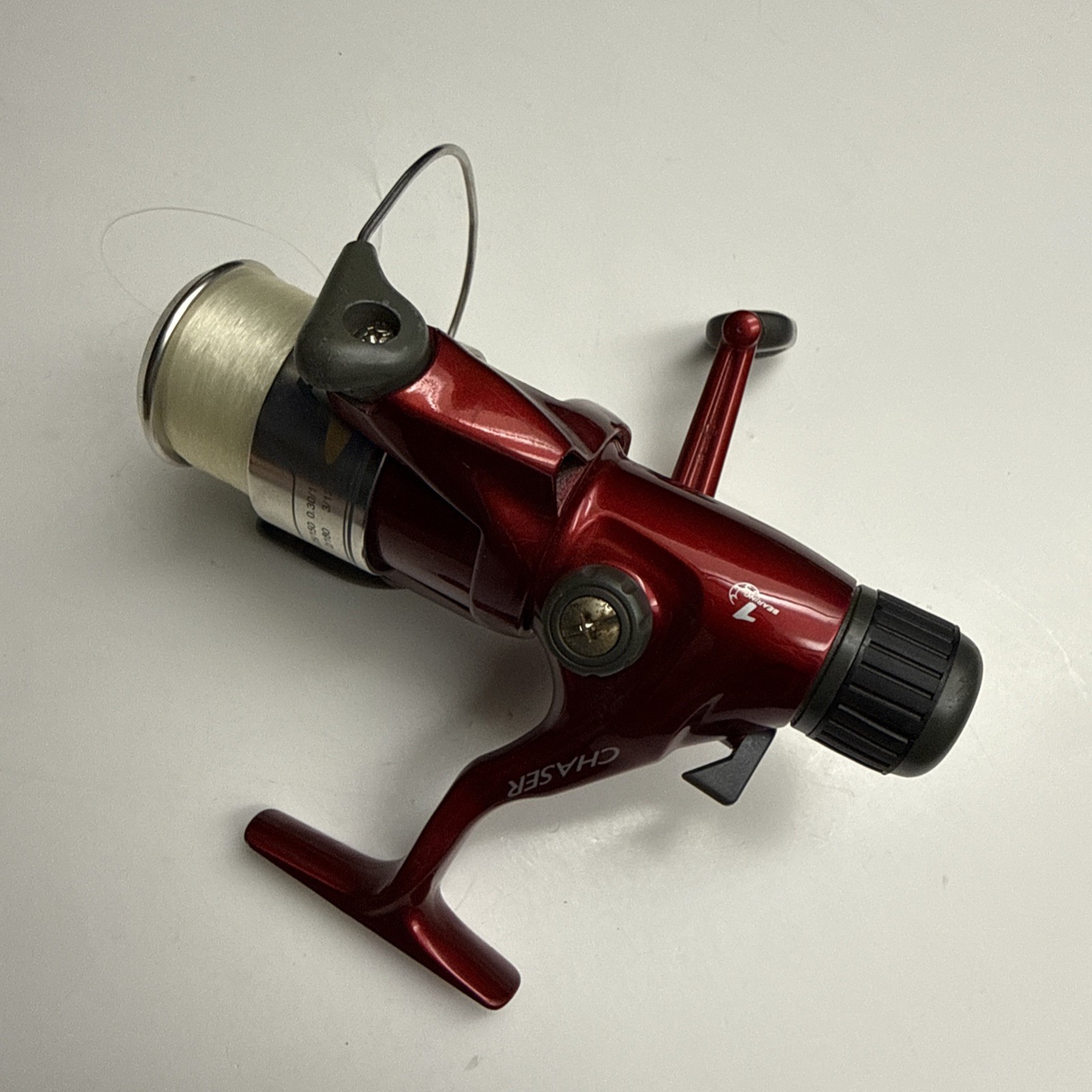 Okuma Chaser BX-30 5.0:1 Gear Ratio Spin Cast Reel – Red