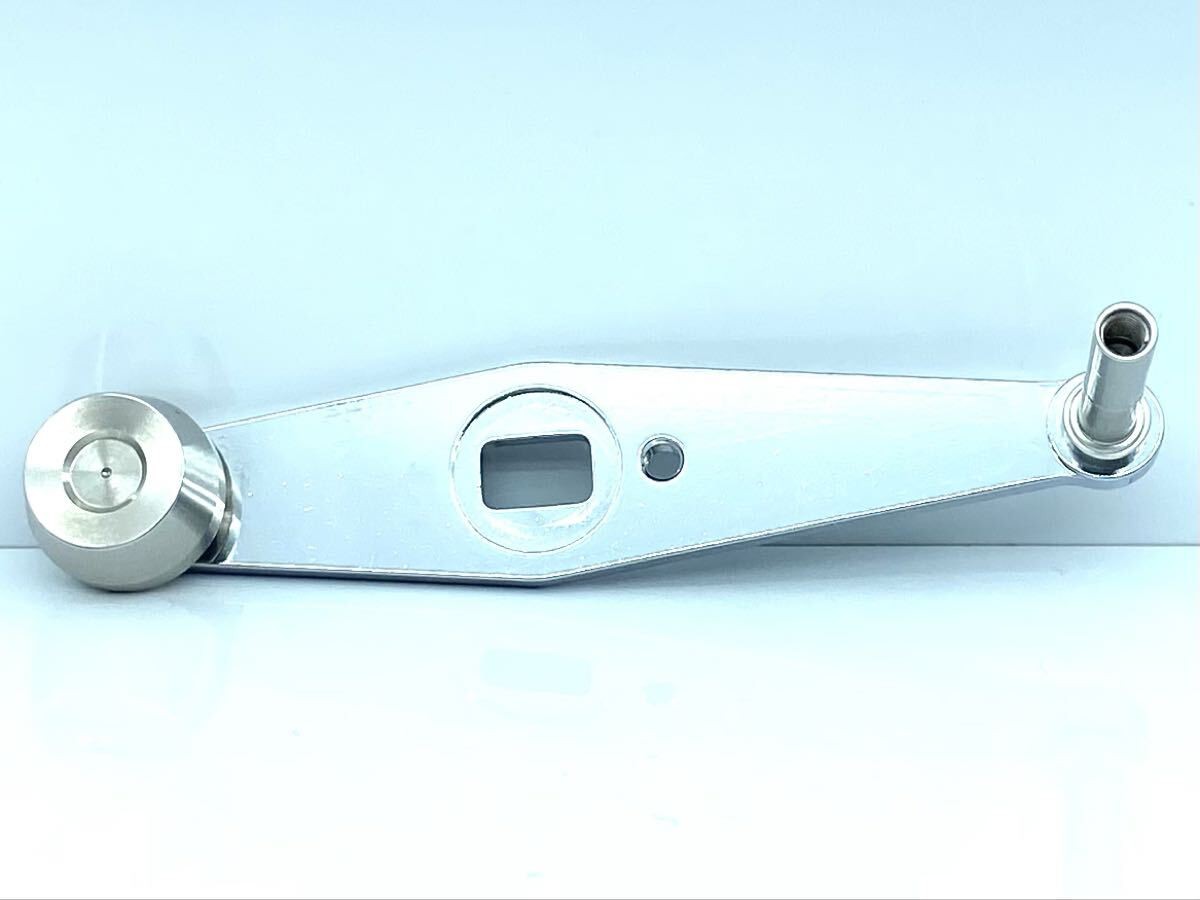 Avail 40mm Single Pure Handle Chrome Daiwa