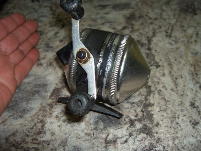 Zebco 33 Made in the USA Spincast Fishing Reel rhino tough used
