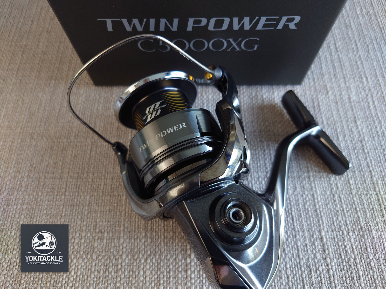 Shimano 24 Twin Power C5000XG Spinning Fishing Reel Free Shipping From JAPAN