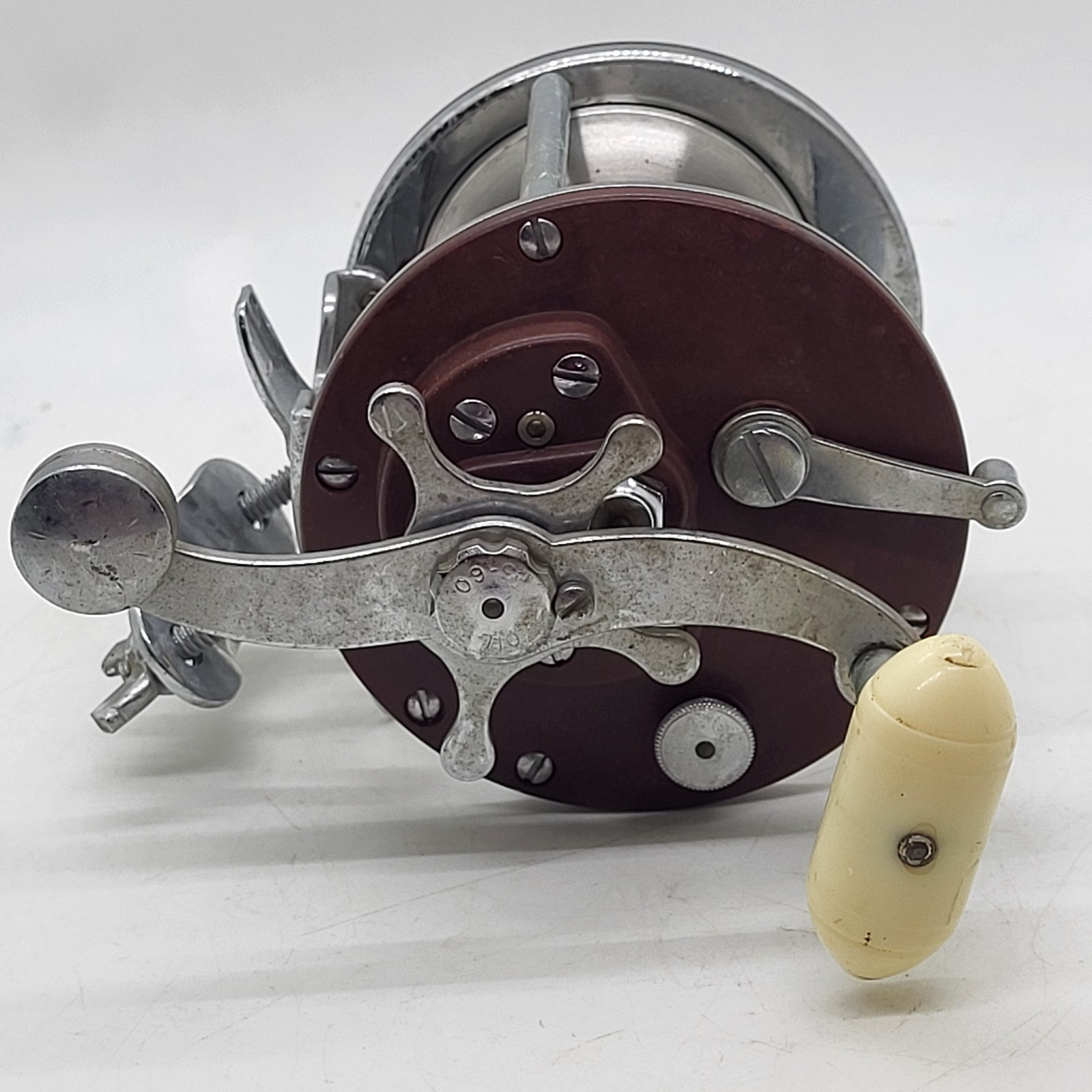 PENN PEER 209 Model 30-209F, Level Wind Bait Casting Reel, 3.1 Ratio, VG+ Cond