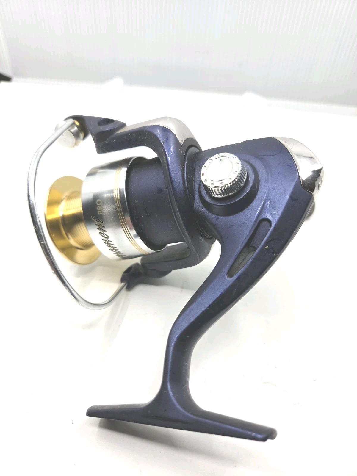 TOURNAMENT PRO SERIES BASS PRO SHOPS SPINNING REEL 5 Bearings, Very Smooth