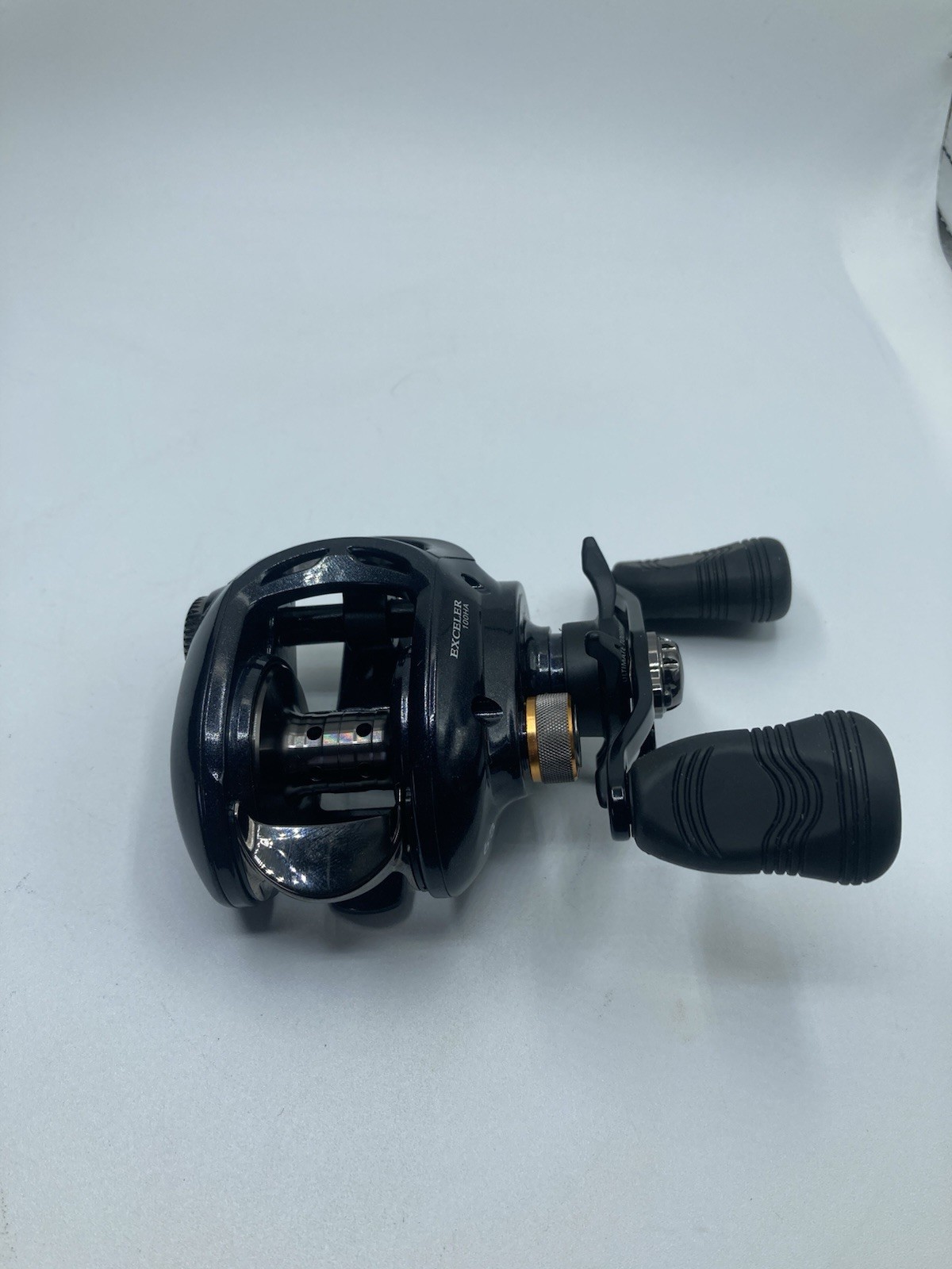 Daiwa Exceler 100HA 6.3:1 Baitcast Fishing Reel Ultimate Tournament Drag. In Box