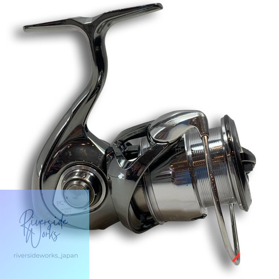 DAIWA 22 Exist PC LT2500-H Spinning Reel SLP Knob Used Condition JP