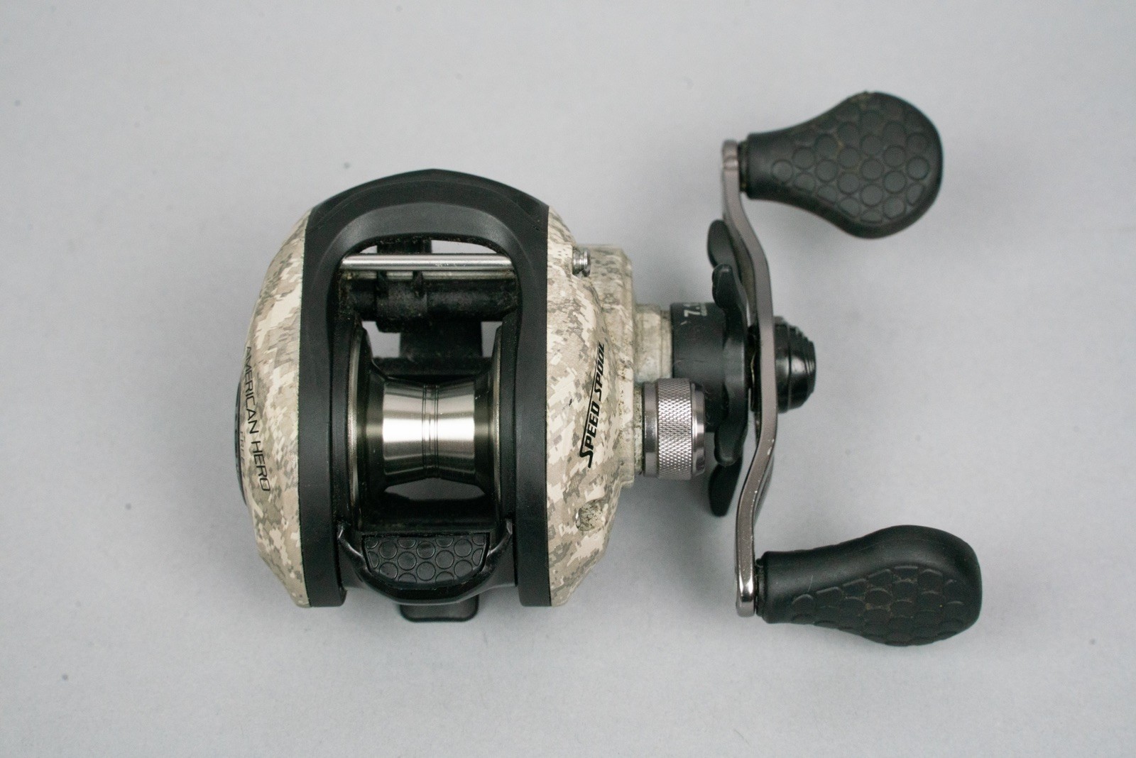 Lew’s American Hero Baitcasting Reel 7.1:1 Camo 6 Bearing Speed Spool