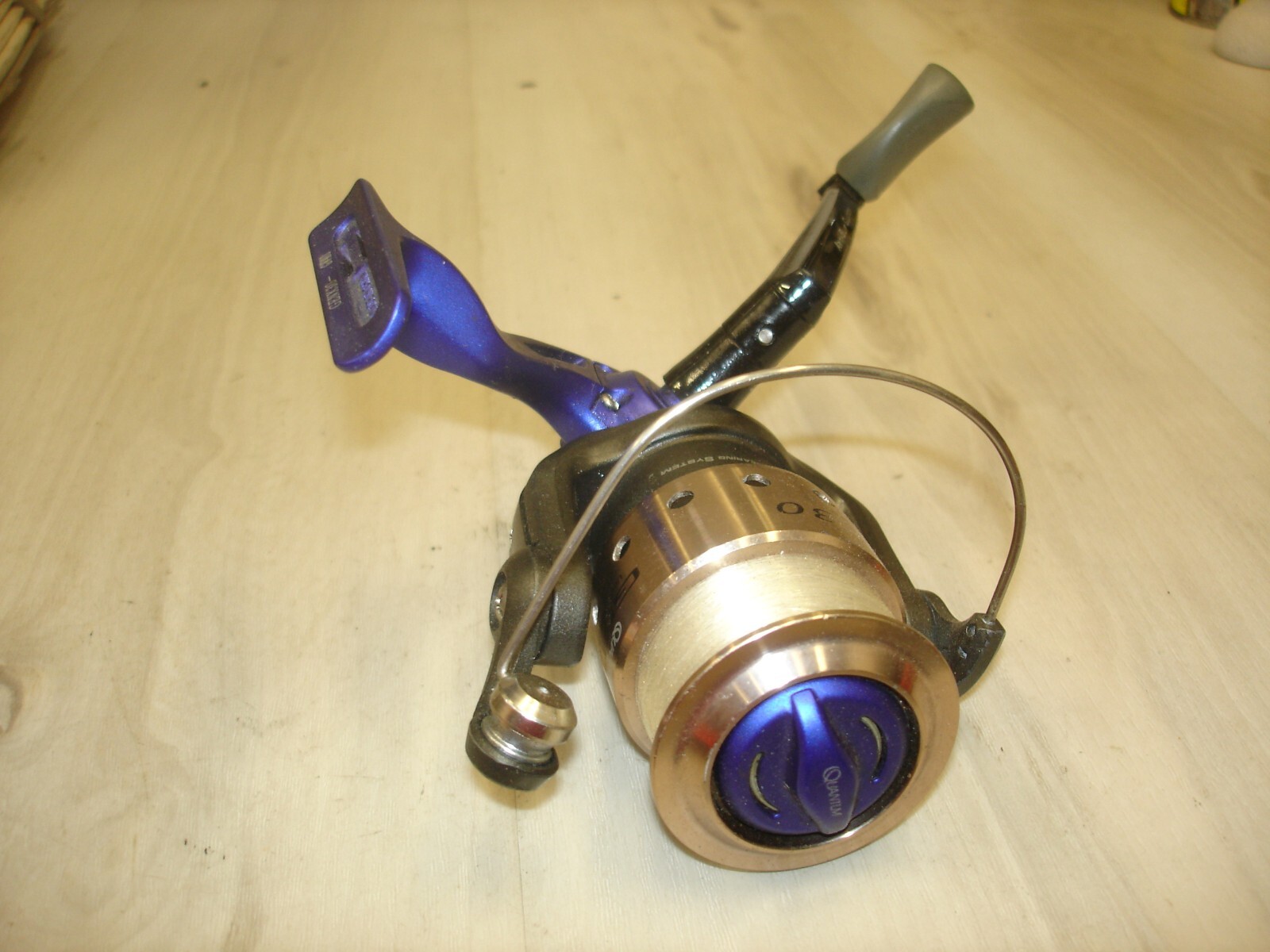 Quantum GENE X 30 Spinning Fishing Reel gwmo Anti-Slip Clutch Dual Bearing