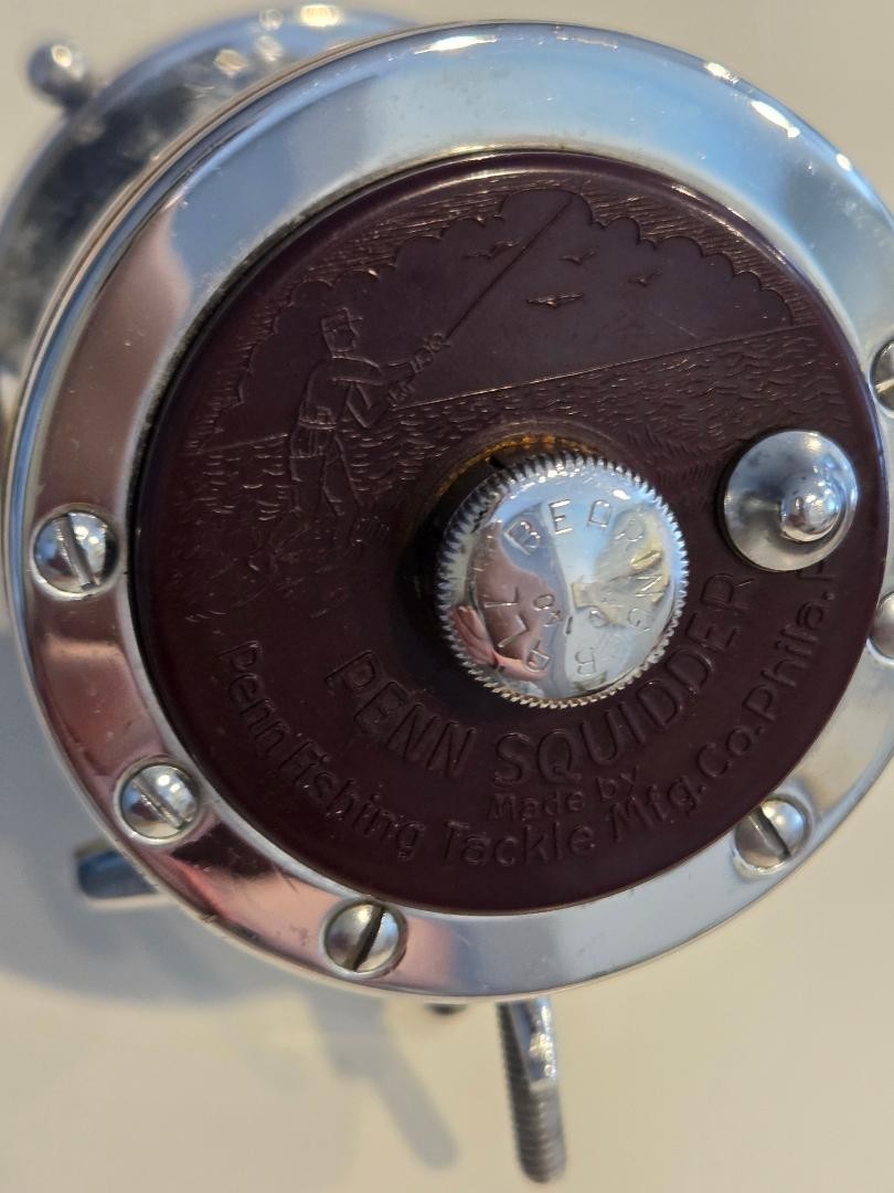 Penn Squidder 140 Reel, Made In USA, with Rod Bracket and Manual