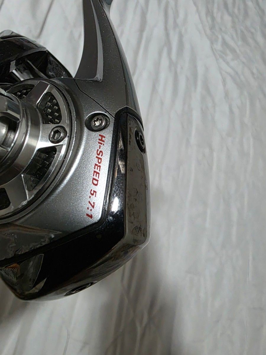 Daiwa Saltiga 3500H / 4000H Spinning Reel HI-SPEED 5.7:1