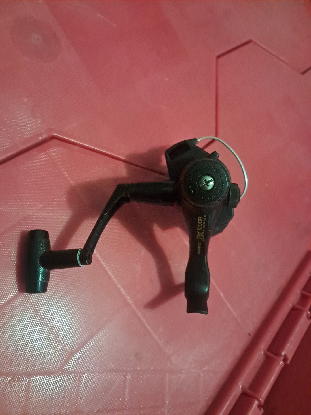 Shimano R1000-IX1000R Spin/Cast Fishing Reel