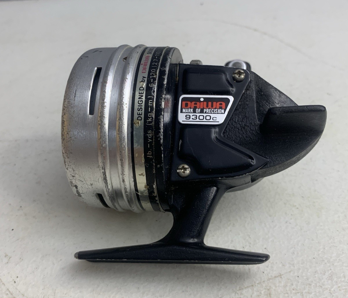 Vintage Daiwa 9300C Fishing Reel Fresh Water Reel Made in Korea