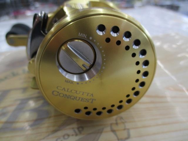 Shimano 15 Calcutta Conquest 200HG Baitcast Reel RH82 03439 Excellent