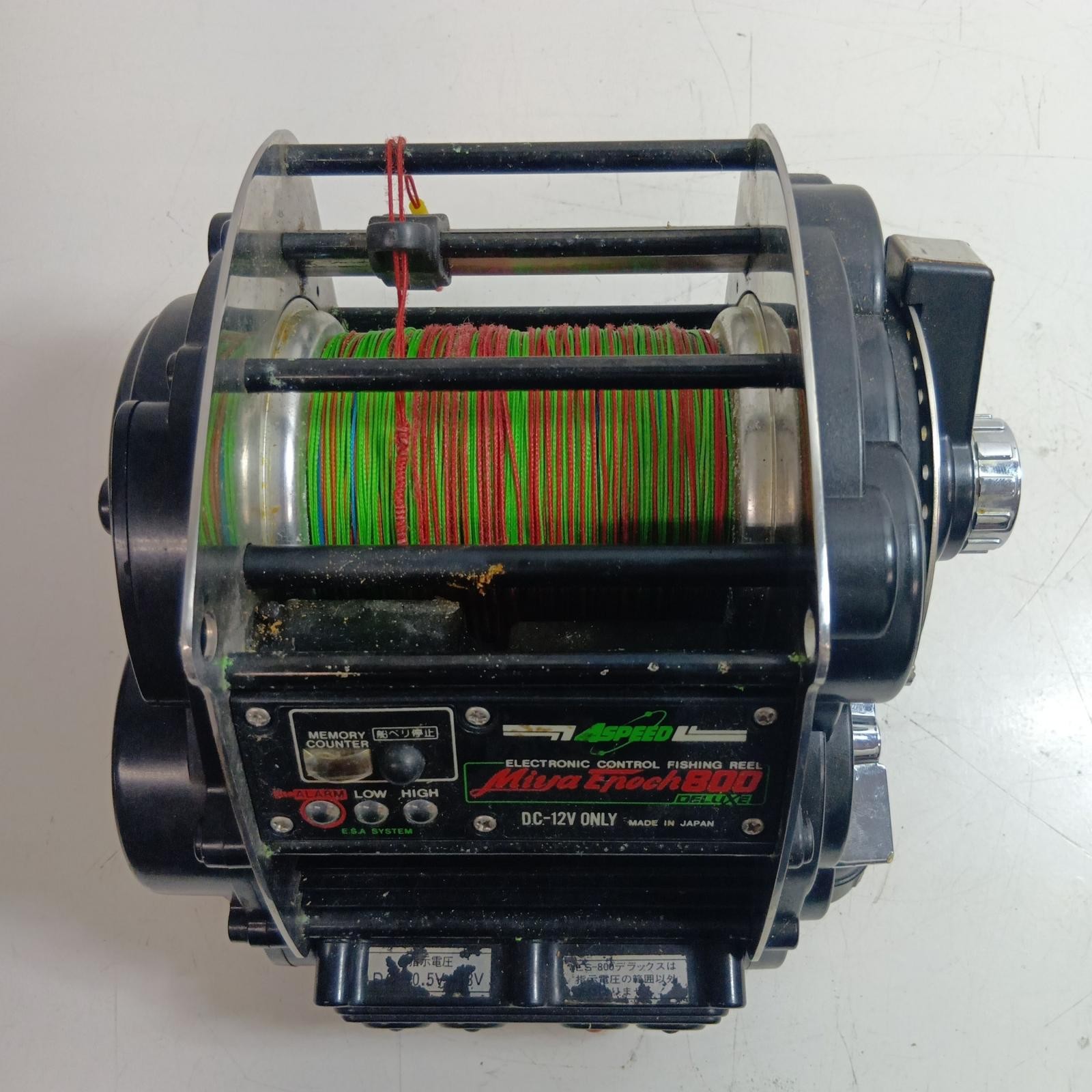 Miya Epoch Fishing Gear Reel Electric Reel 800 DELUXE Scratches/Rust Present