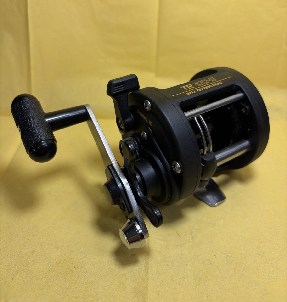 Shimano Triton TR 100G Catfish Fishing Reel Cleaned Serviced Carbontex Drag Nice