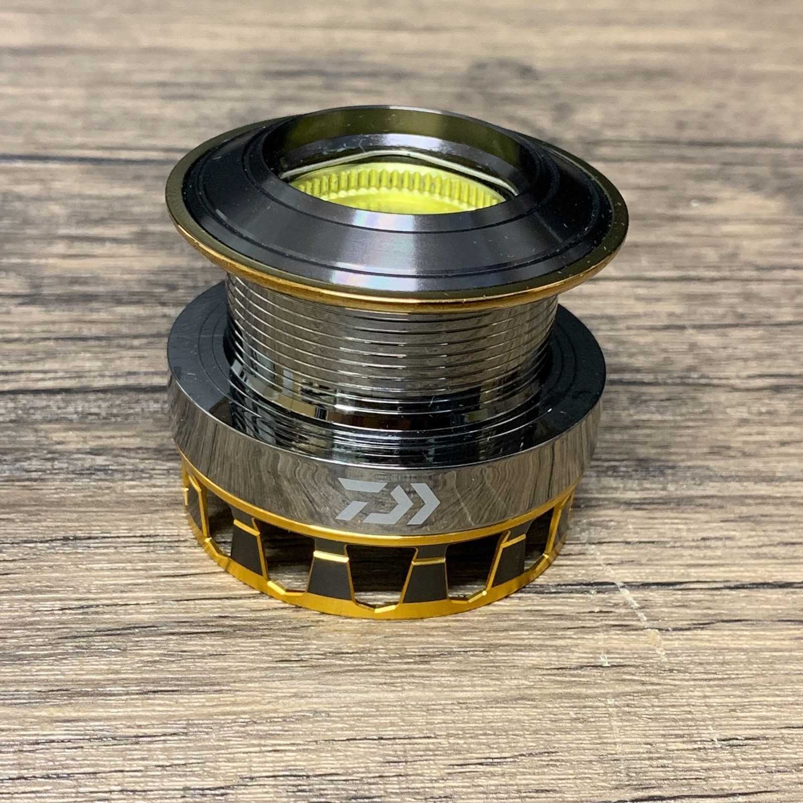 Daiwa RCS 3012 Air Spool II Gold Spinning Reel Spare Part Used