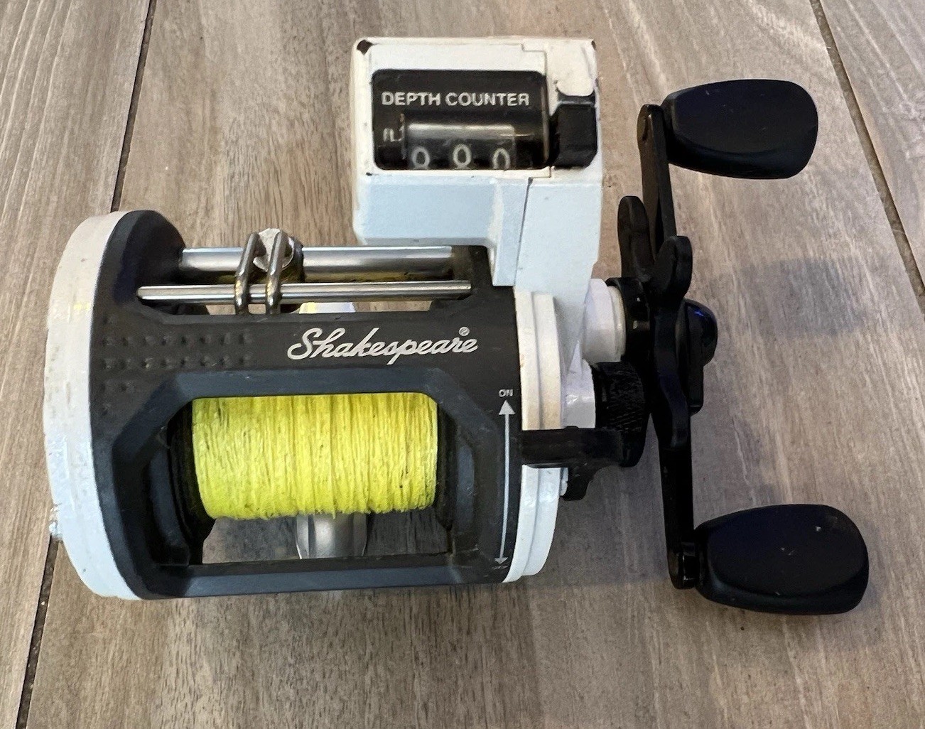 Shakespeare USR2OLC Line Counter Depth Count Conventional Trolling Fishing Reel