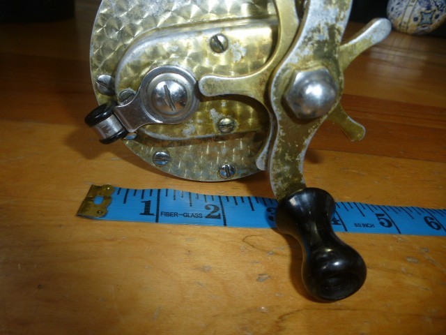 Vintage fishing reel Featherwate, San Francisco, New York, wood knob, good fish