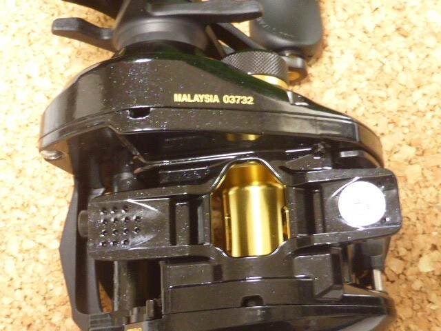 SHIMANO 17 BASS ONE XT 151 Left-Handed Baitcasting Reel S A-RB SVS New in Box