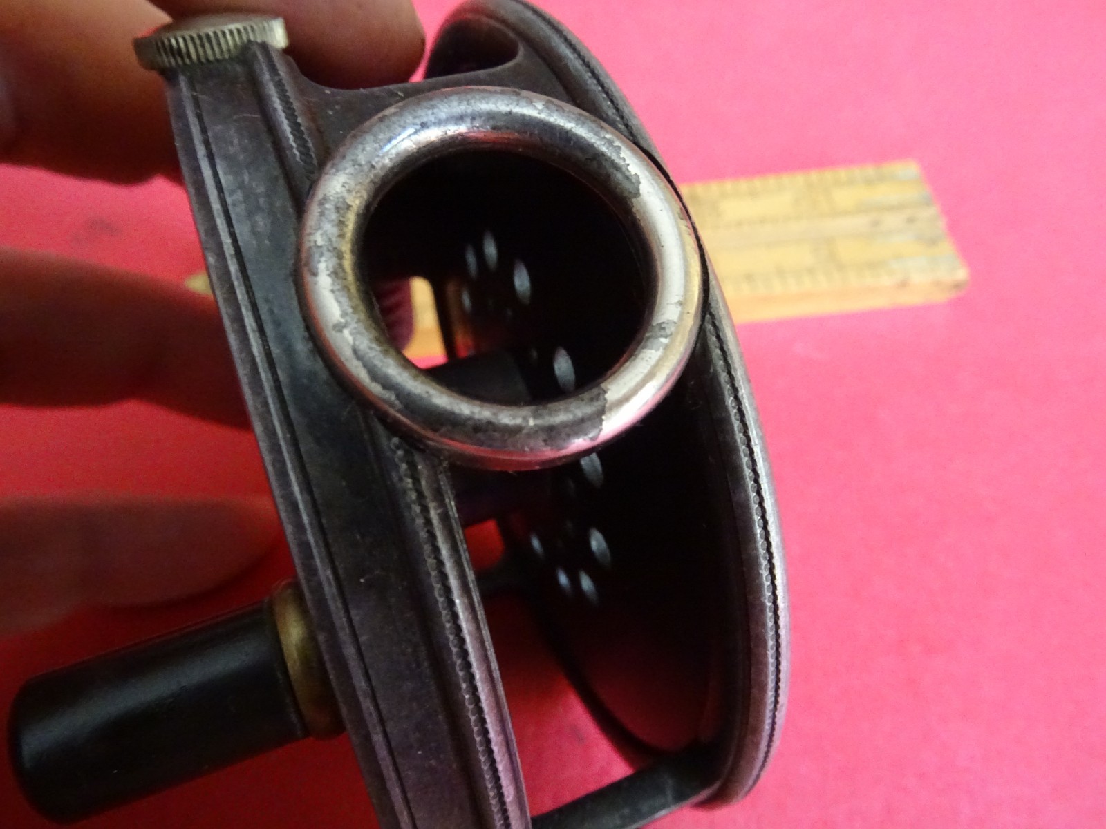 A GOOD VINTAGE HARDY PERFECT 3 3/8″ TROUT FISHING REEL RARE „LIGHTWEIGHT“ MODEL