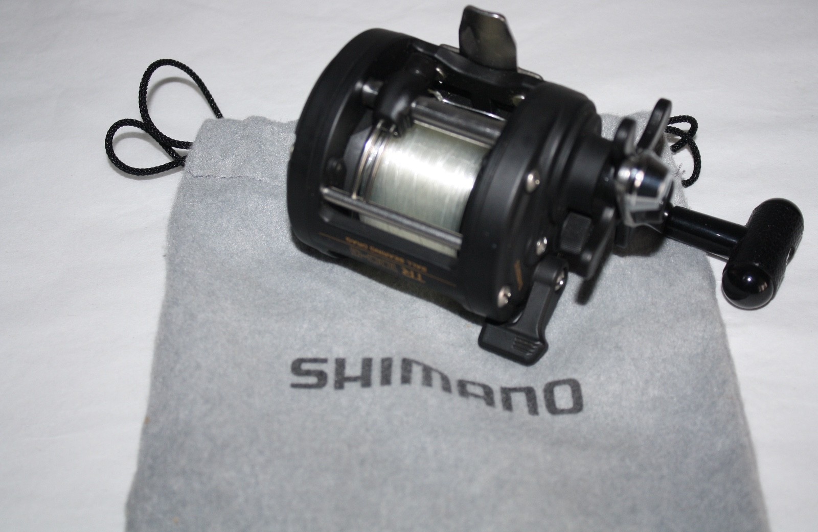 Shimano TR 100G Level Wind Reel w/15# Test & Storage Bag MUST SEE