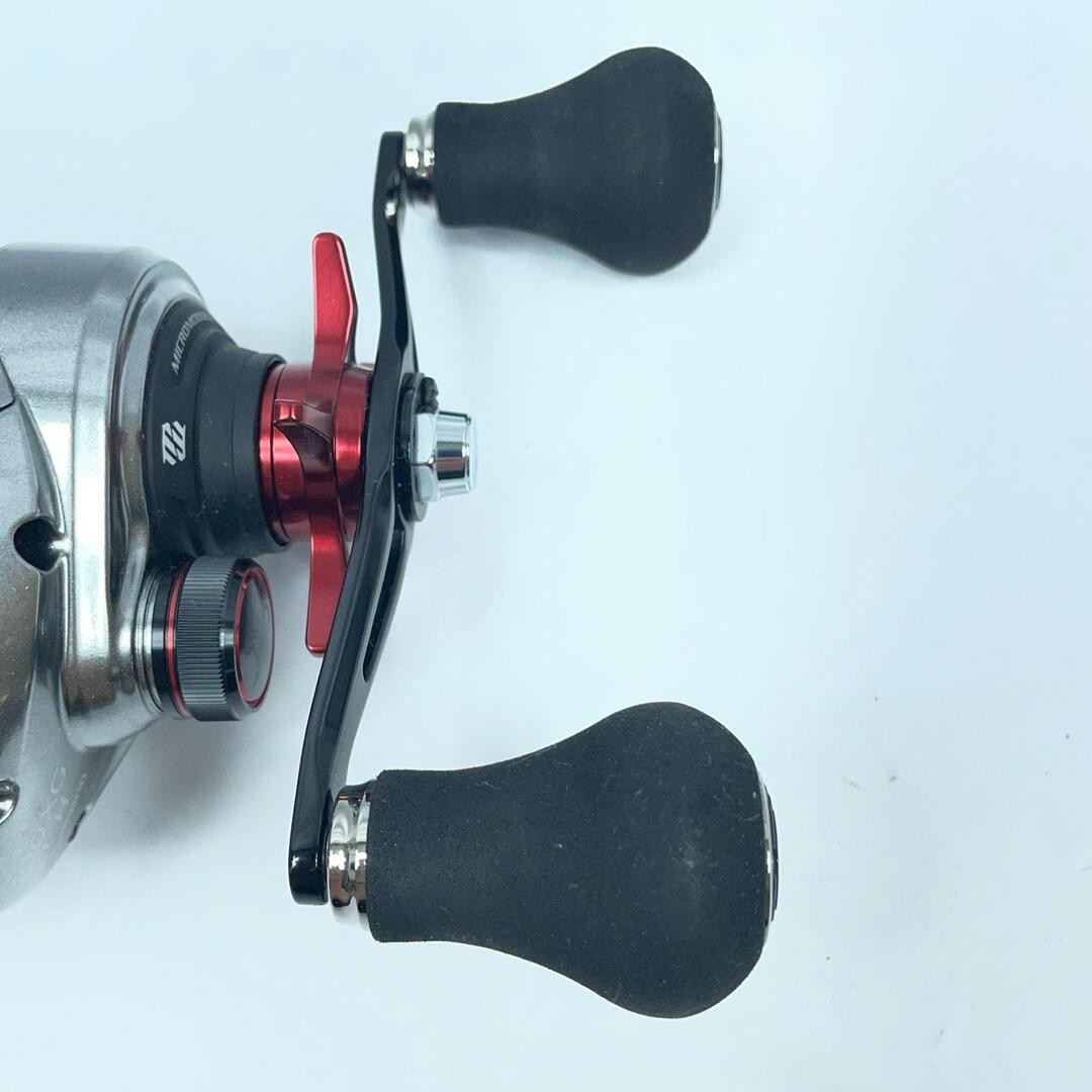 SHIMANO 21 Scorpion MD 300XGLH Baitcasting Reel 043597 Used – From JAPAN