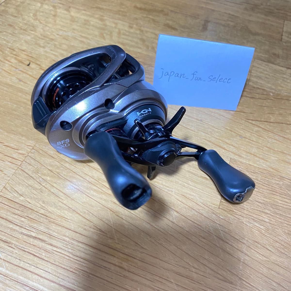 SHIMANO Baitcast Reel 17 SCORPION BFS XG Right Extra High Gear Used Excellent