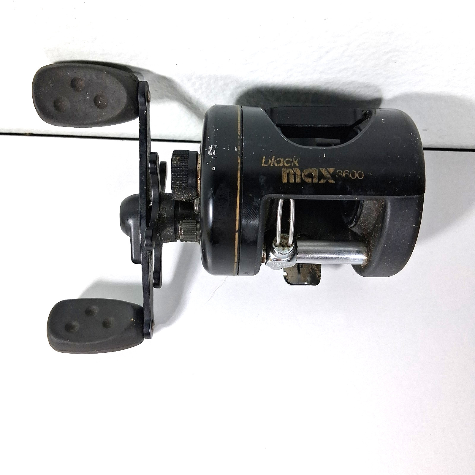 ABU Garcia Ambassadeur Black Max 3600 Baitcaster Reel – Made in Sweden