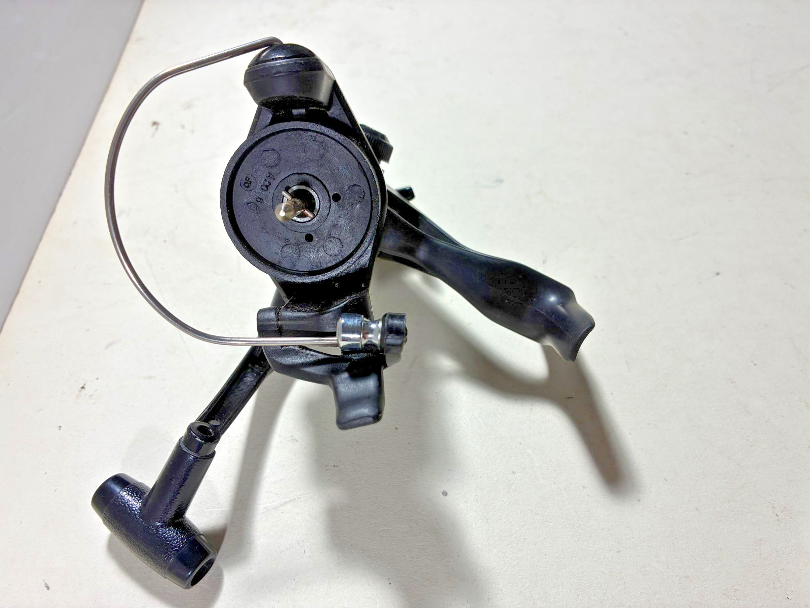 Shimano FX200 Quickfire II Spinning Fishing Reel Graphite R2 Spool Tested EX